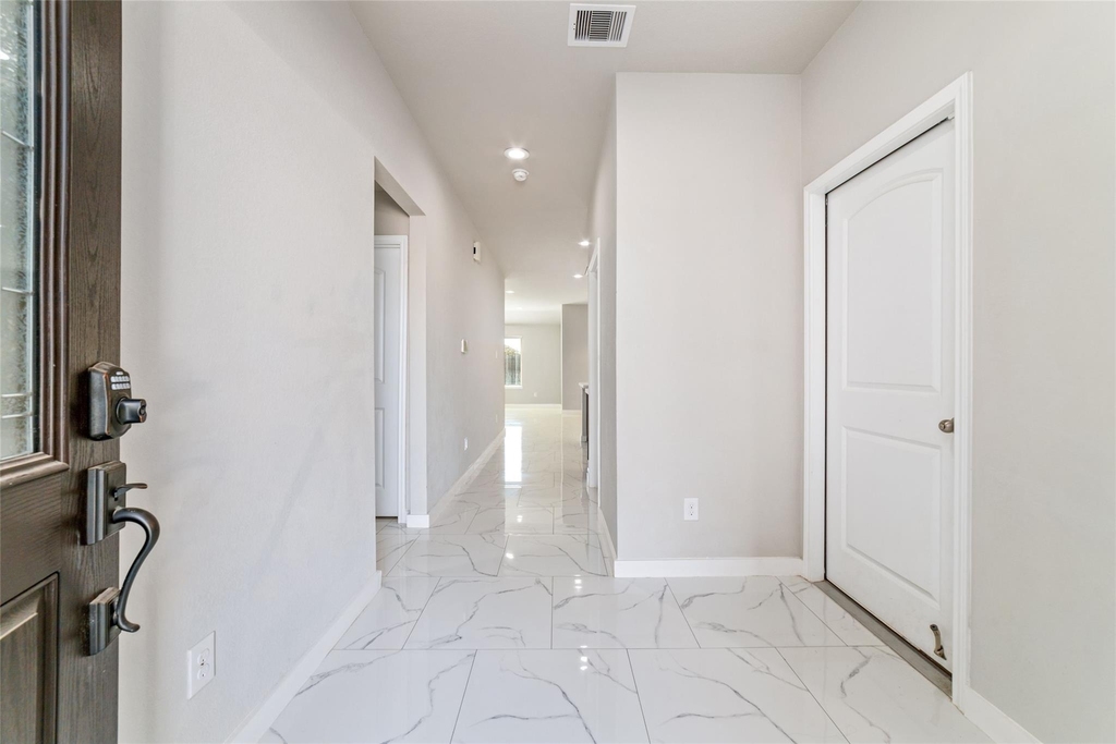 5502 Creekside Ridge Trail - Photo 3