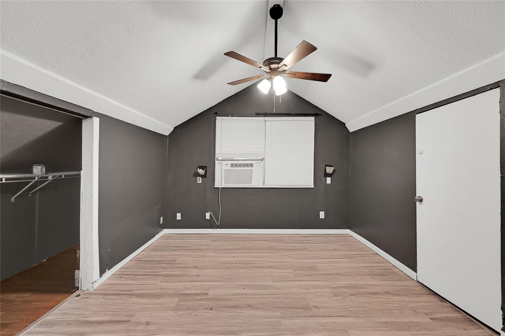 310 N Rock Island St - Photo 10