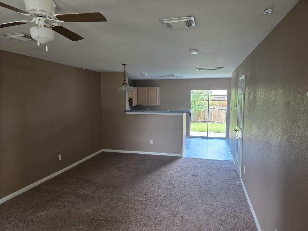 15515 Martineau Street - Photo 9