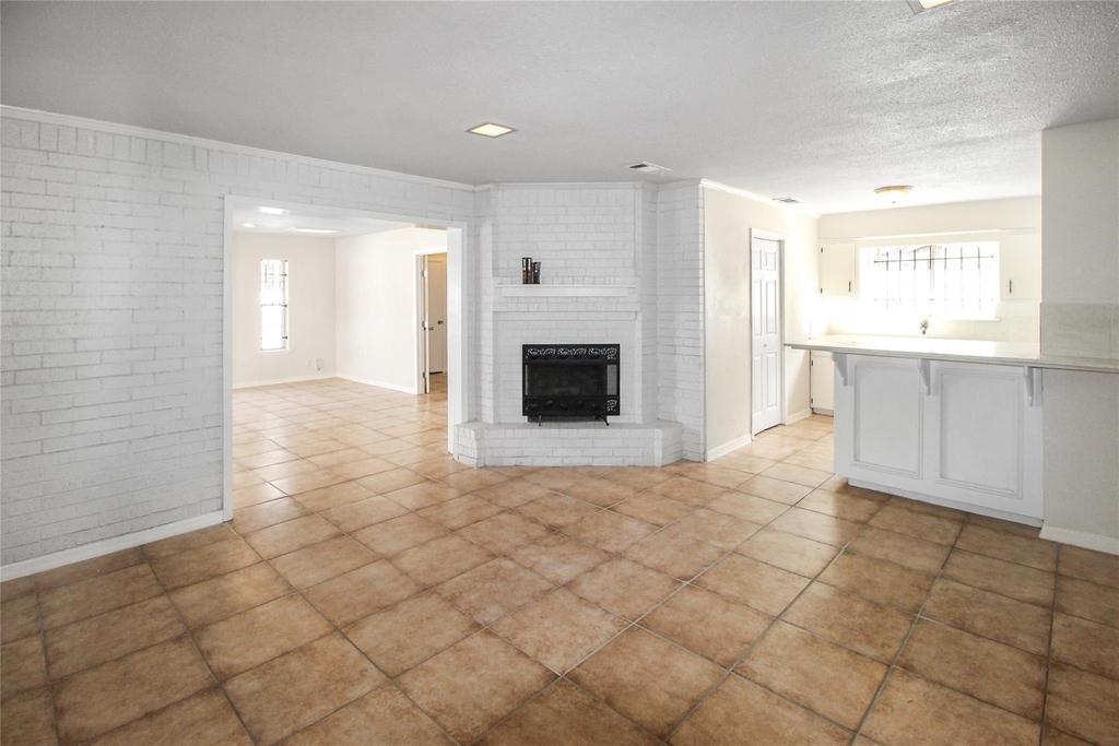 10322 Nold Drive - Photo 7