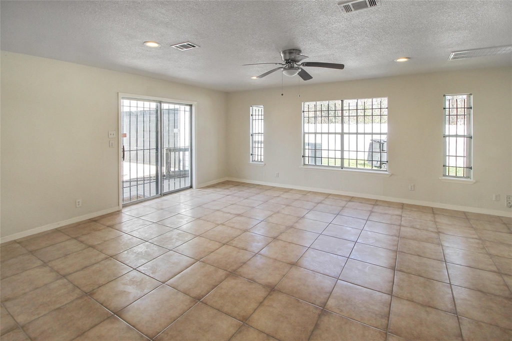 10322 Nold Drive - Photo 8