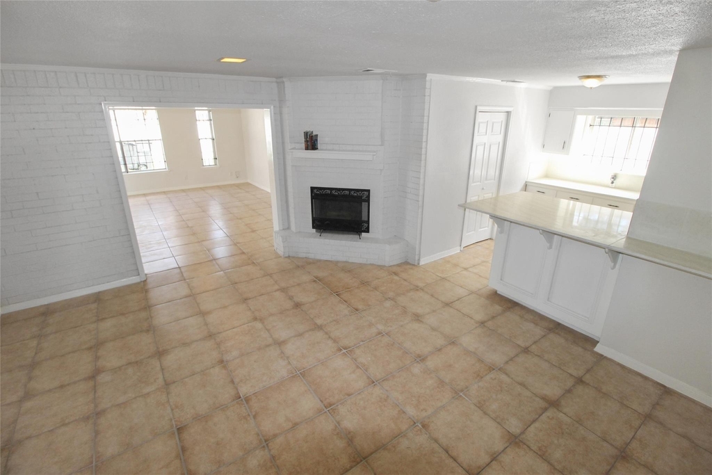 10322 Nold Drive - Photo 14