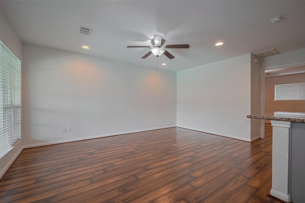5333 Richmond Avenue - Photo 9