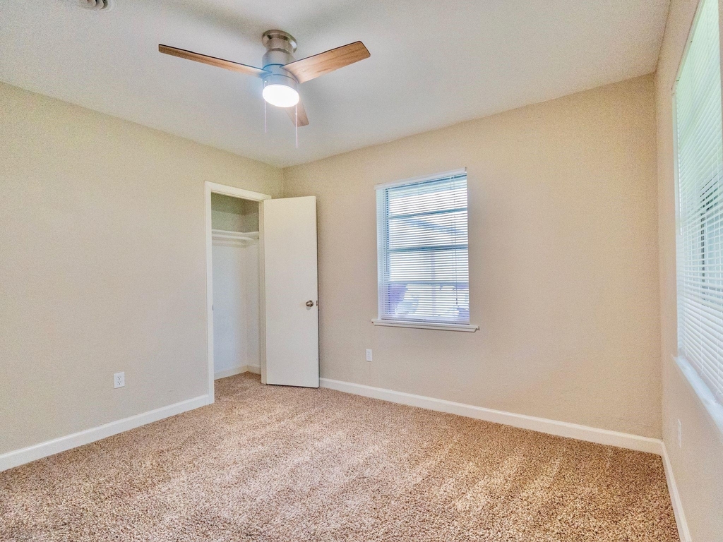 2918 16th Avenue N - Photo 16