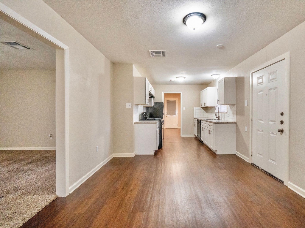 2918 16th Avenue N - Photo 10