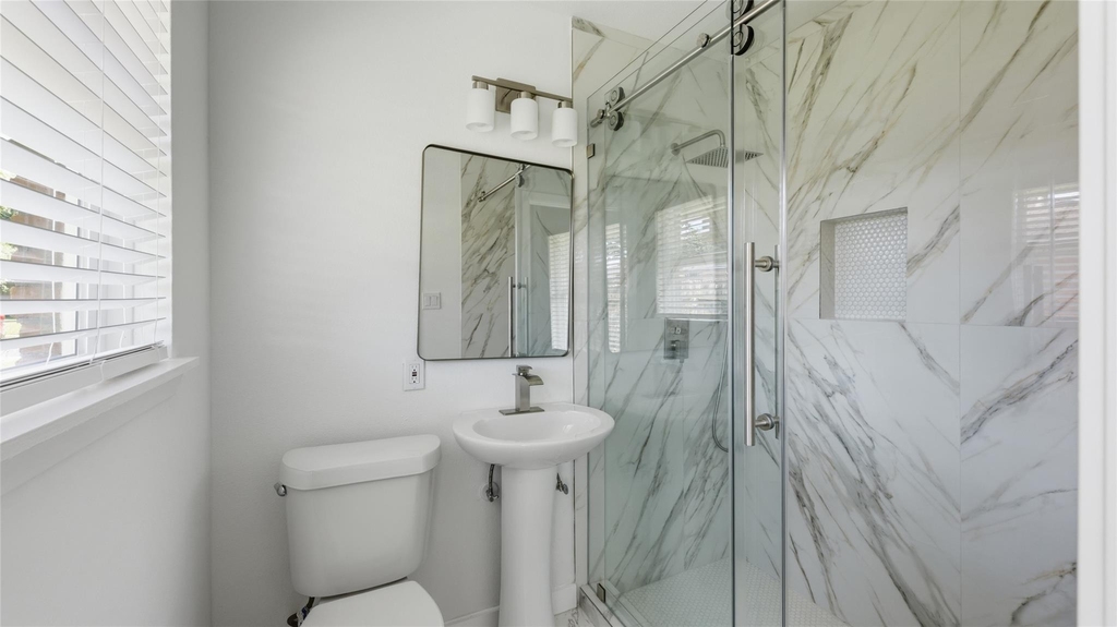 9109 Lugary Drive - Photo 17