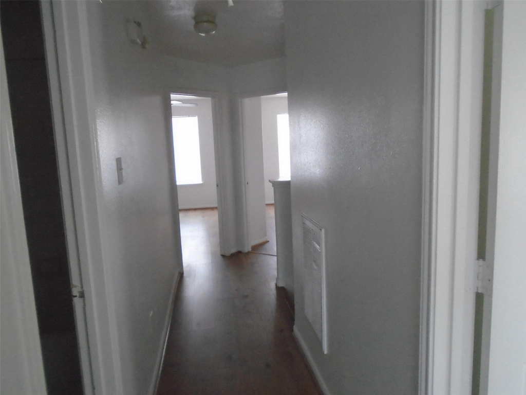 7131 Sedona Ct - Photo 4