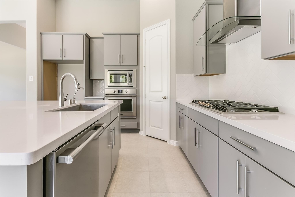 4227 Carol Ridge Drive - Photo 10