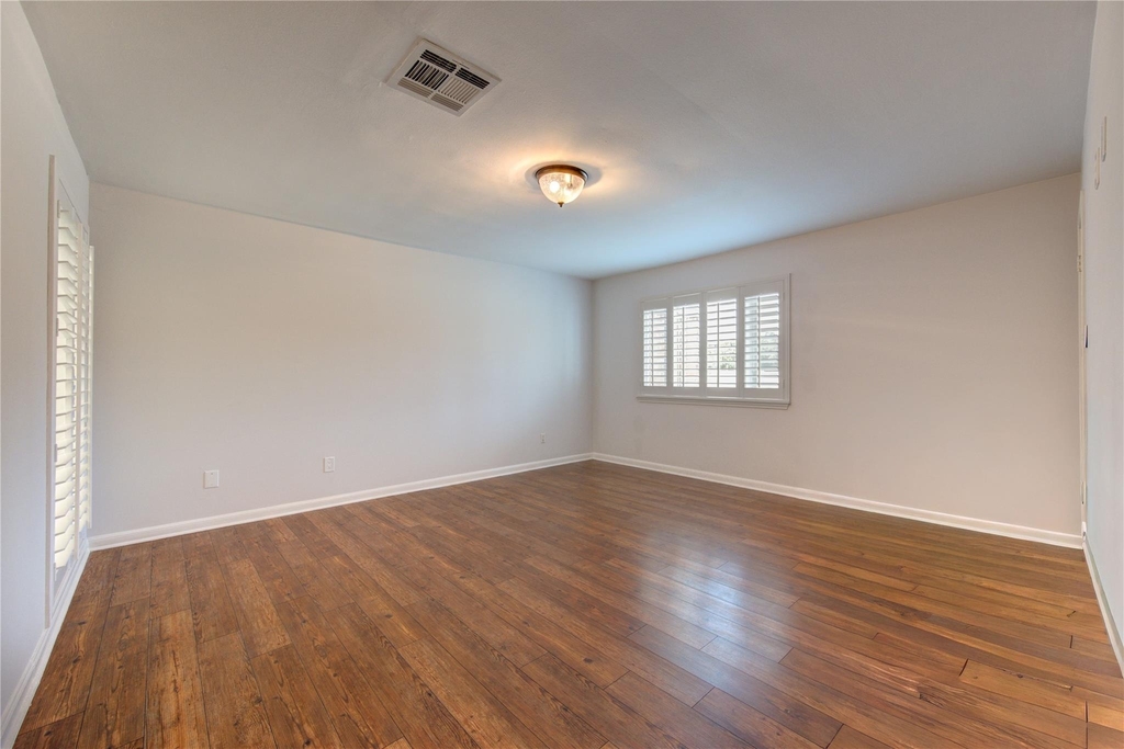 438 E Fair Harbor Lane - Photo 16