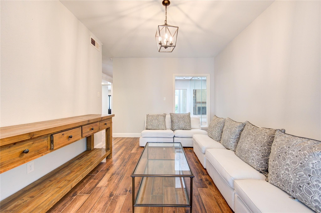 438 E Fair Harbor Lane - Photo 9