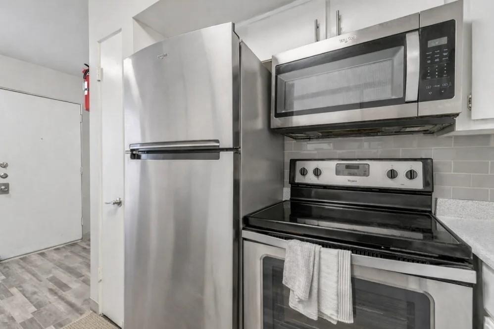 2815 Greenridge Drive - Photo 5