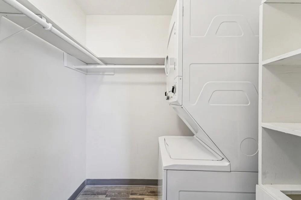 2815 Greenridge Drive - Photo 9