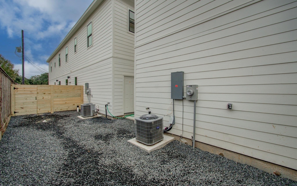 22210 Dutch Oven Drive - Photo 18