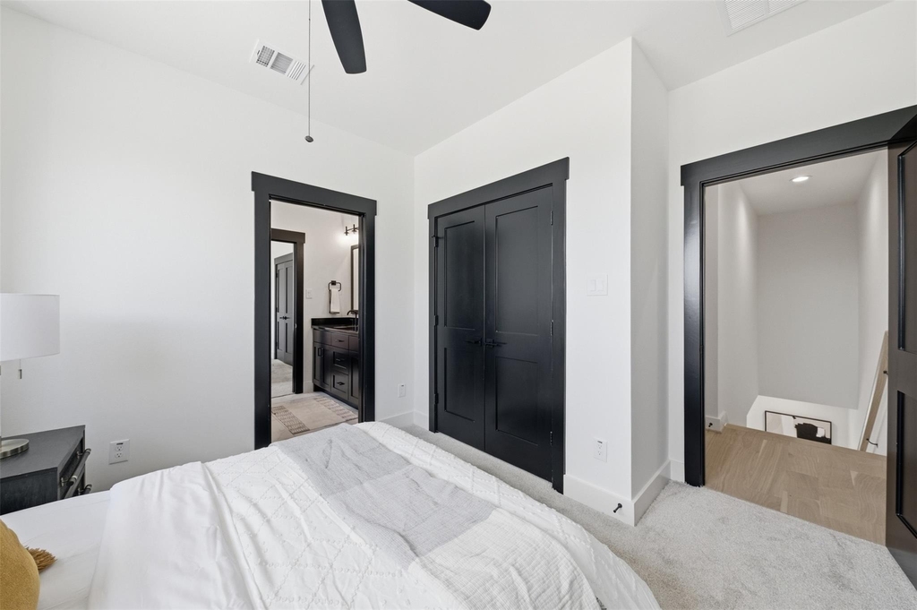 4605 Harrisburg Boulevard - Photo 17