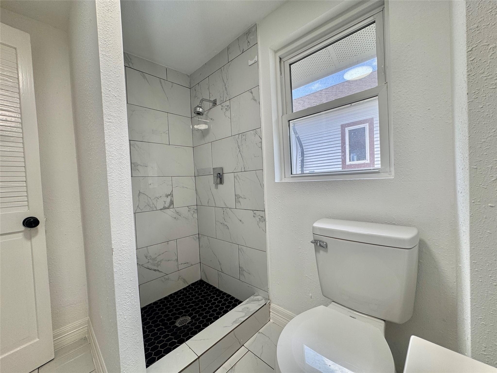 27 Norwood St - Photo 7