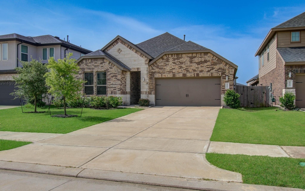 28511 Eli Eagle Street - Photo 1