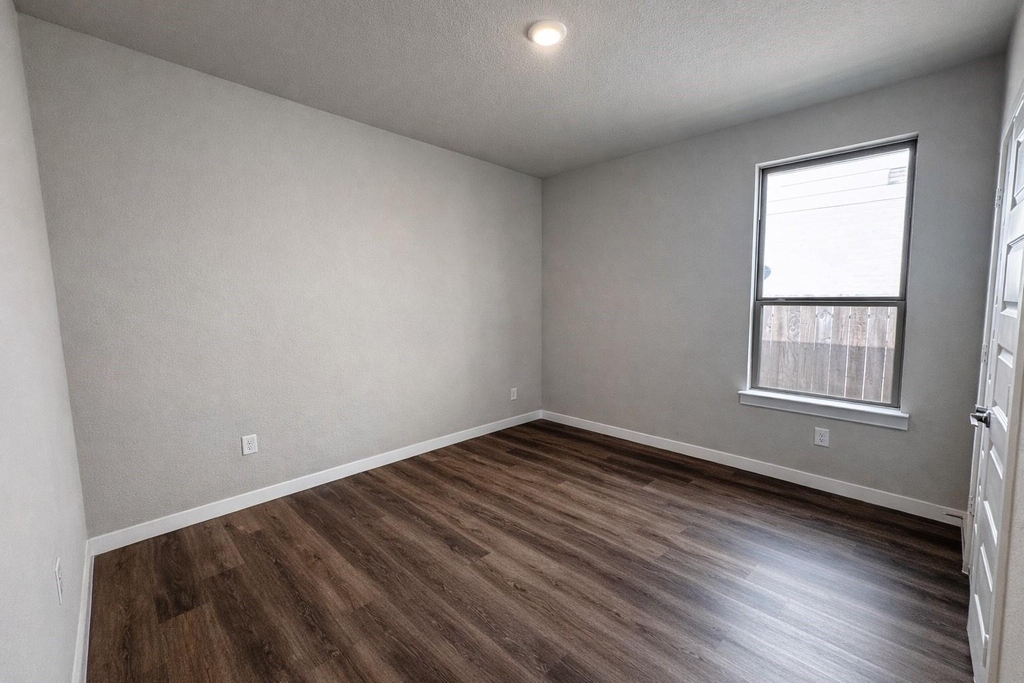 28511 Eli Eagle Street - Photo 28