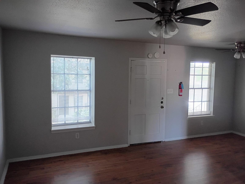 1518 East Avenue - Photo 5
