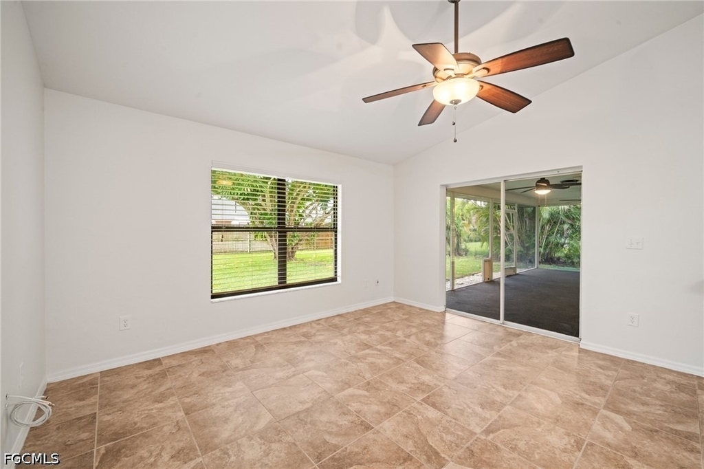 210 Ne 10th Avenue - Photo 22