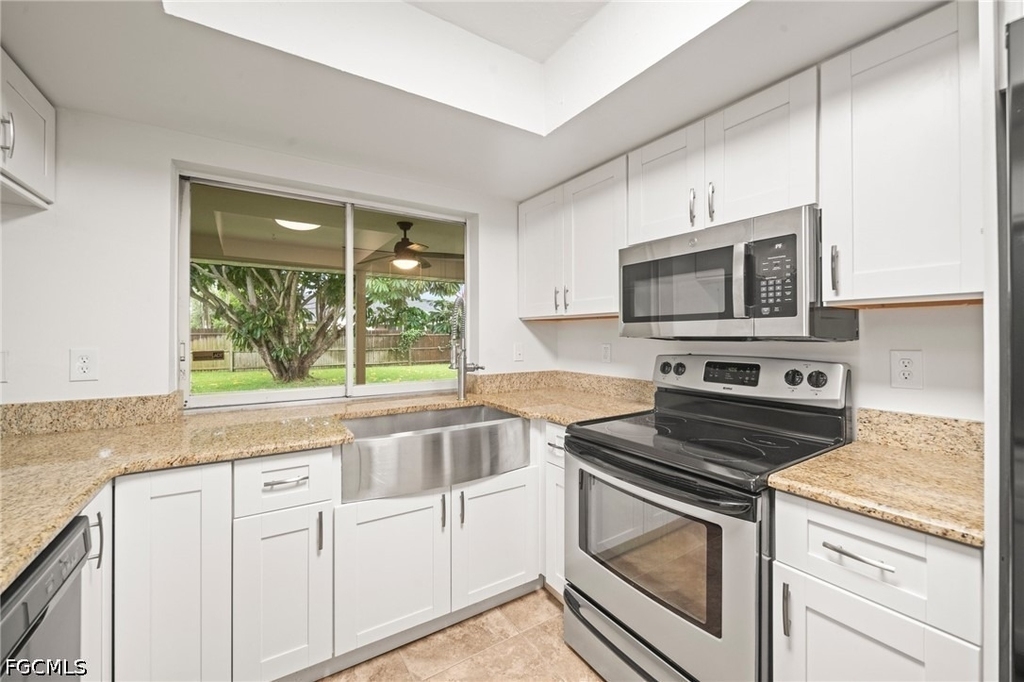210 Ne 10th Avenue - Photo 18