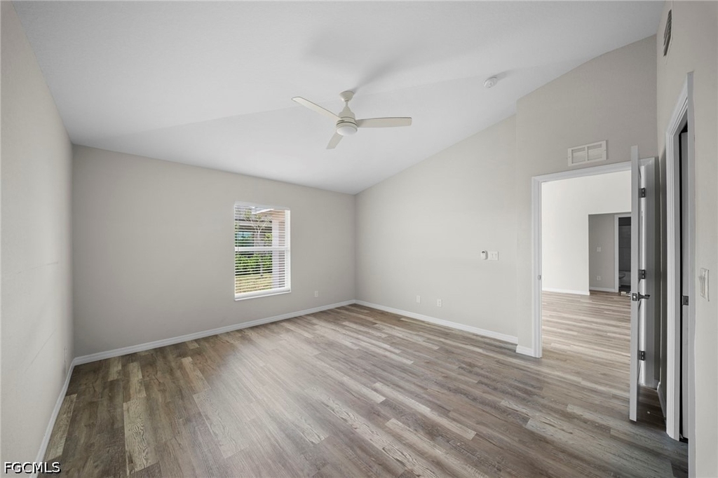 202 Nw 25th Place - Photo 21