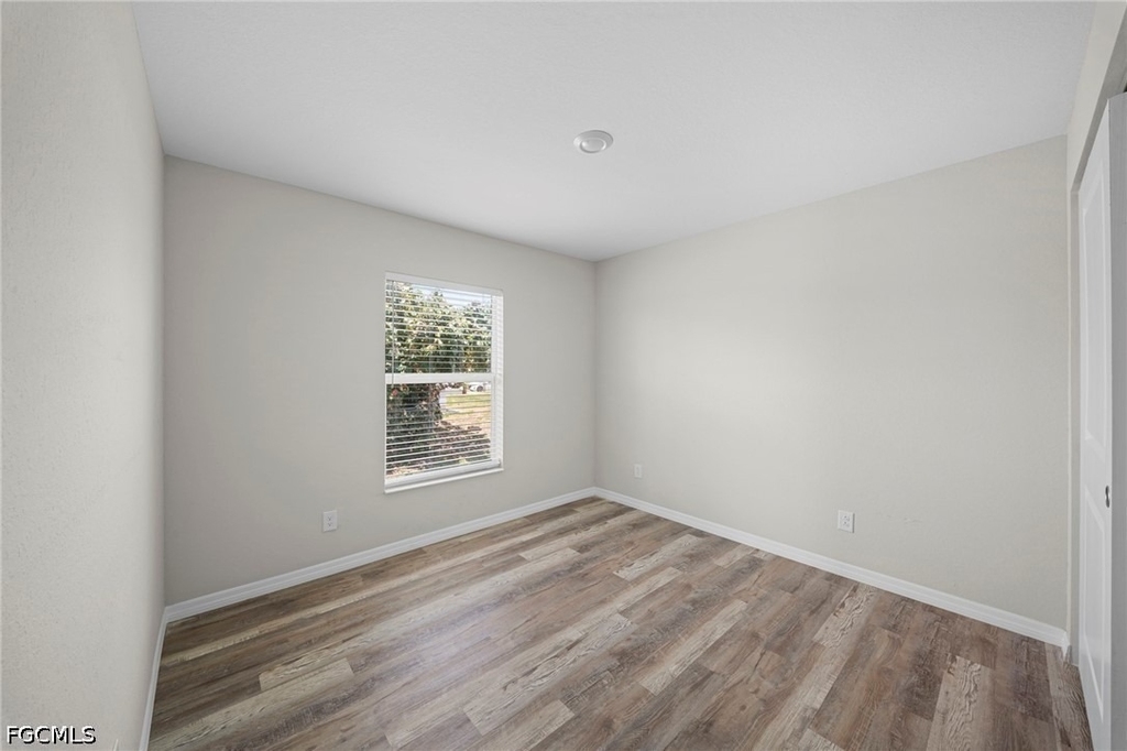 202 Nw 25th Place - Photo 16