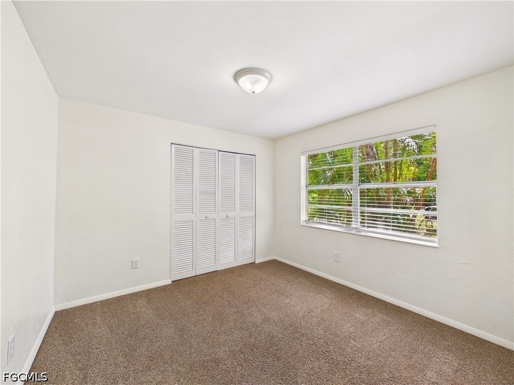18541 Iris Road - Photo 8