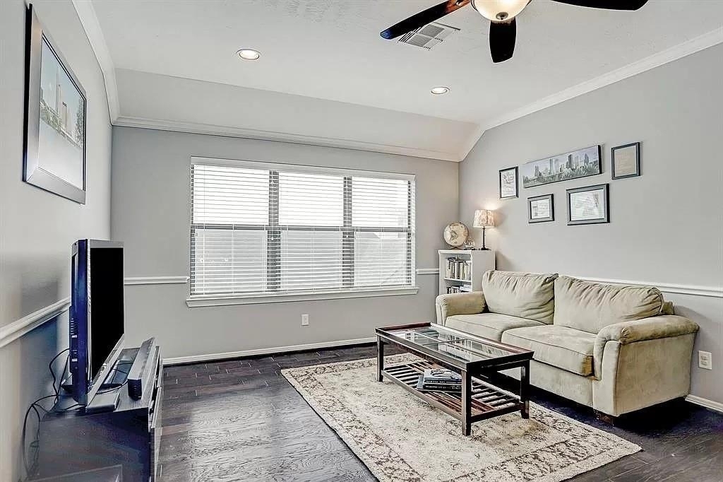 5329 Petty Street - Photo 13