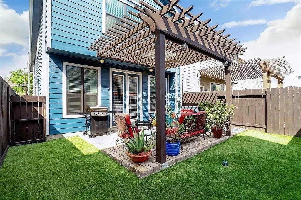 5329 Petty Street - Photo 18