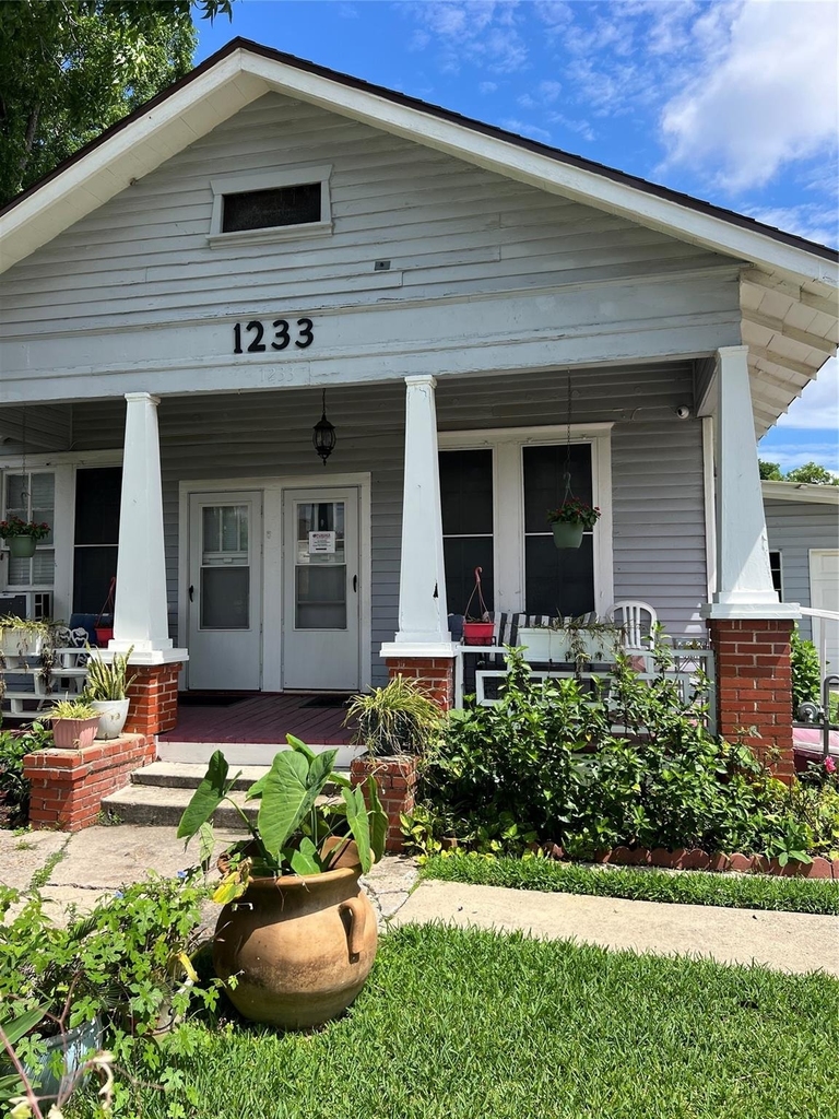 1233 Morris Street - Photo 2