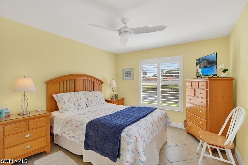 576 Briarwood Boulevard - Photo 10