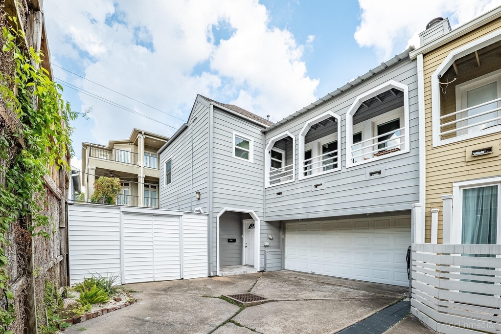 2002 Norfolk Street - Photo 4
