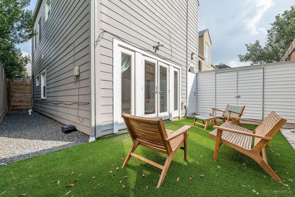 2002 Norfolk Street - Photo 1