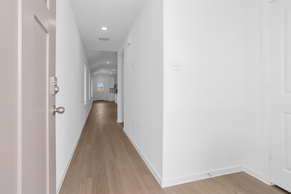 3518 Grassland Dr - Photo 2