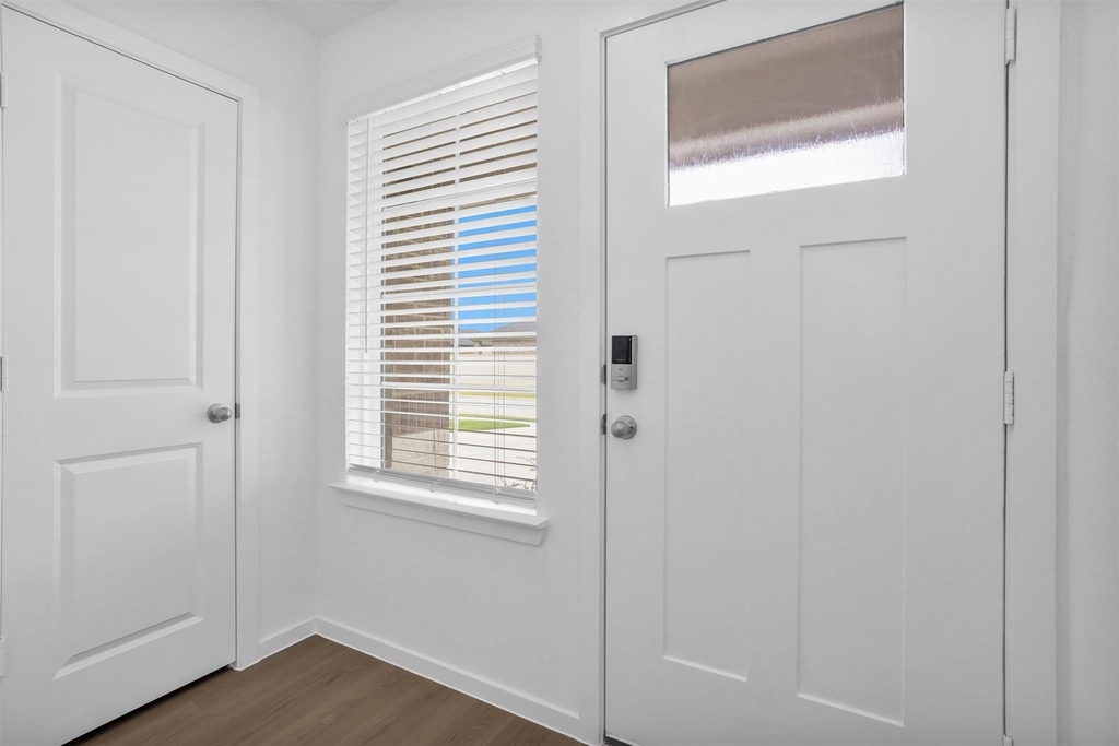 3518 Grassland Dr - Photo 3