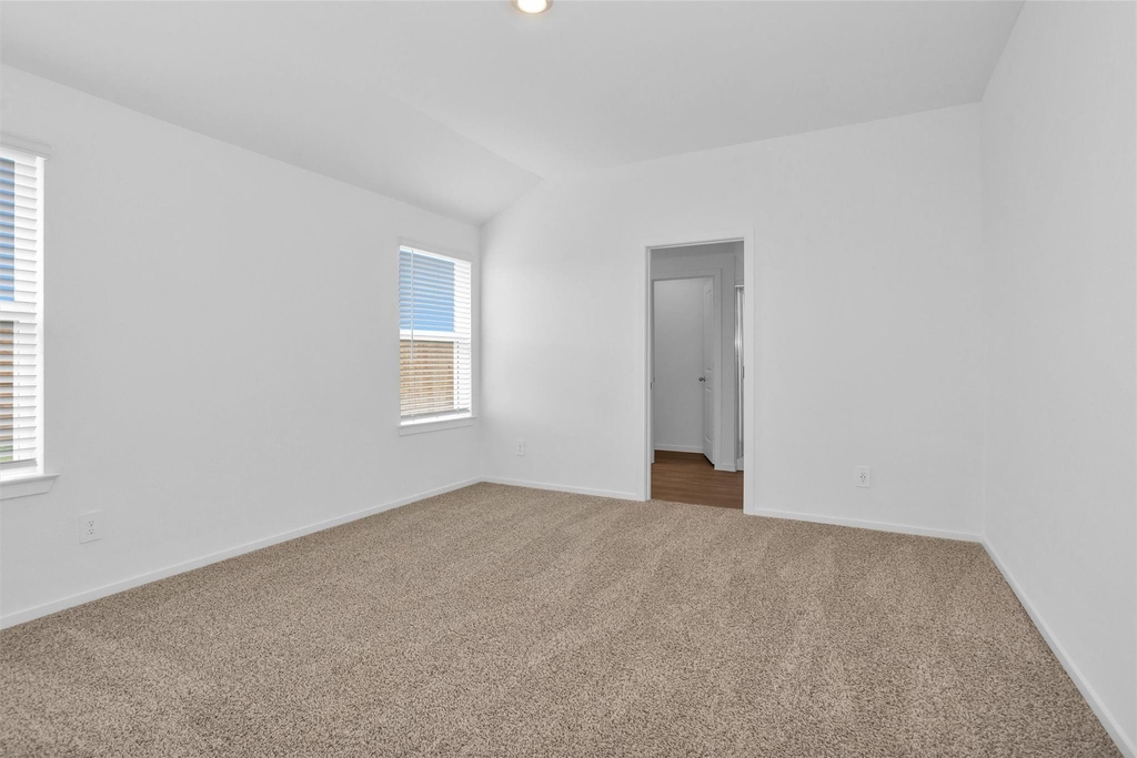 3518 Grassland Dr - Photo 10