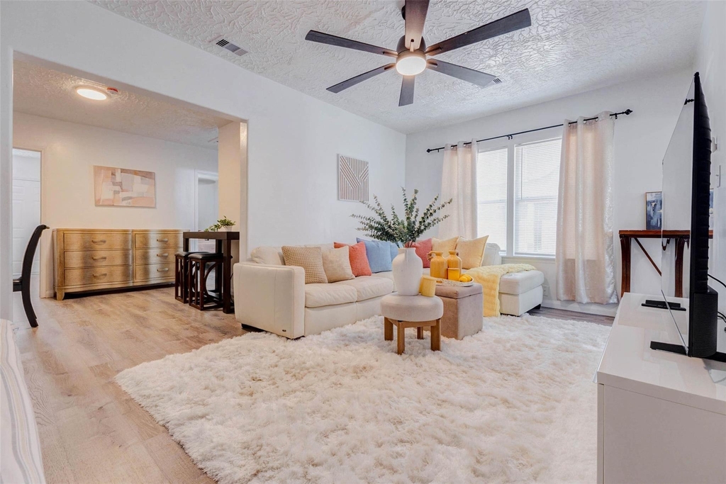 2902 Truxillo Street - Photo 6