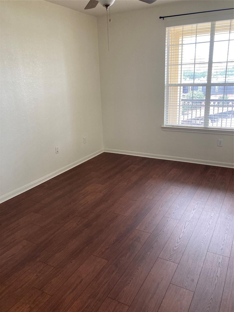 7575 Kirby Drive - Photo 10
