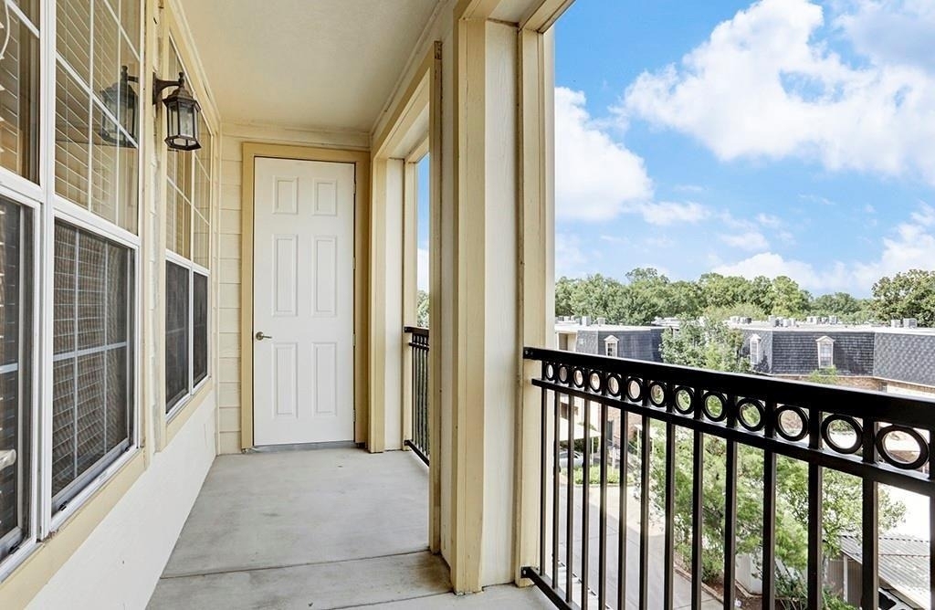7575 Kirby Drive - Photo 4