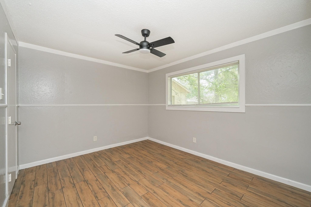 506 N 3rd Street - Photo 14