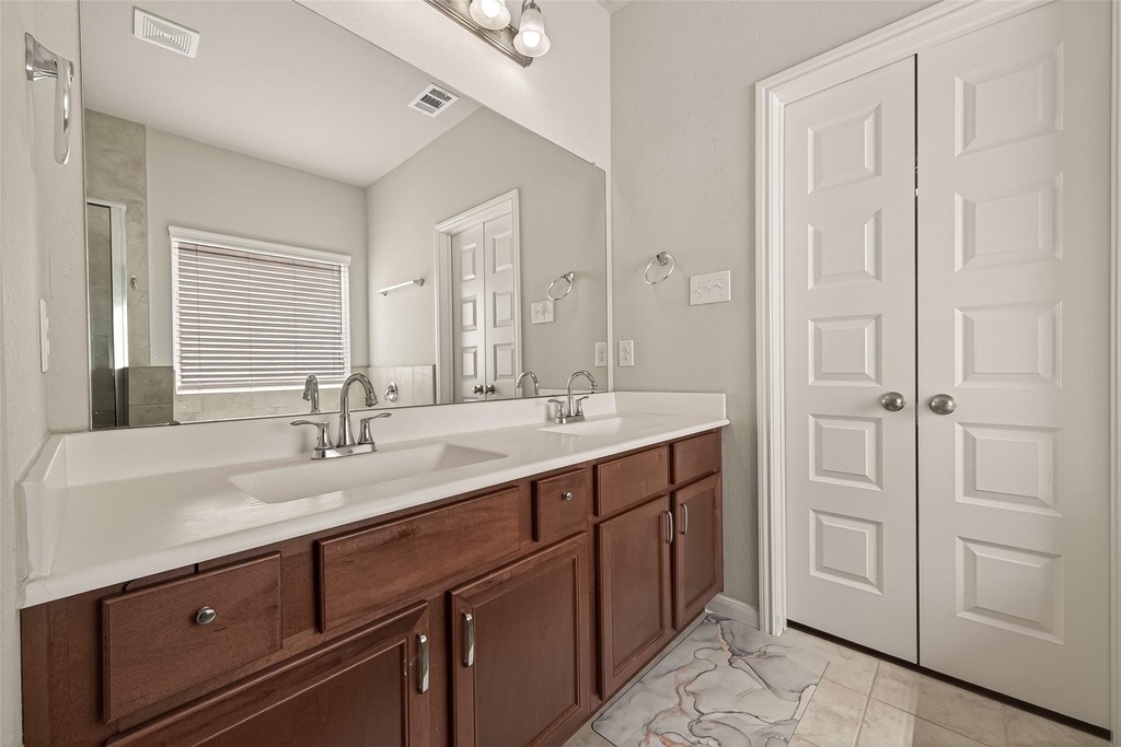 13730 Andover Park Drive - Photo 37