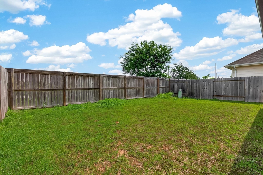 13730 Andover Park Drive - Photo 43
