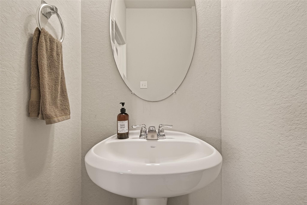 13730 Andover Park Drive - Photo 22