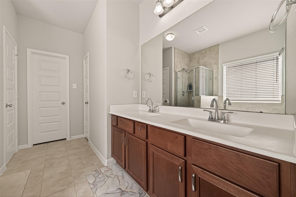 13730 Andover Park Drive - Photo 34