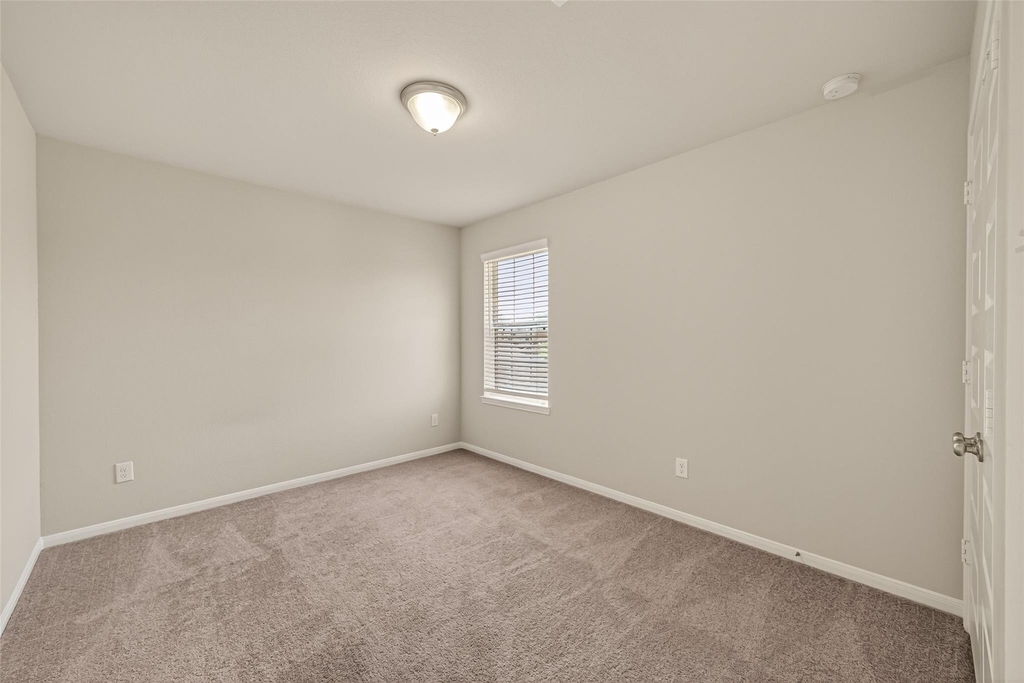 13730 Andover Park Drive - Photo 23