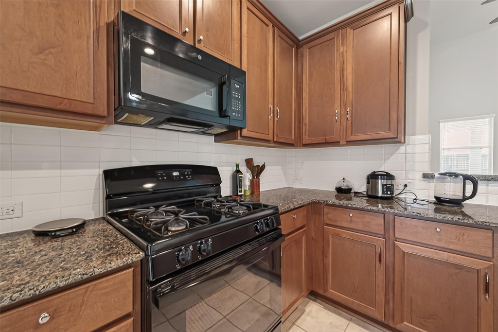 13730 Andover Park Drive - Photo 19