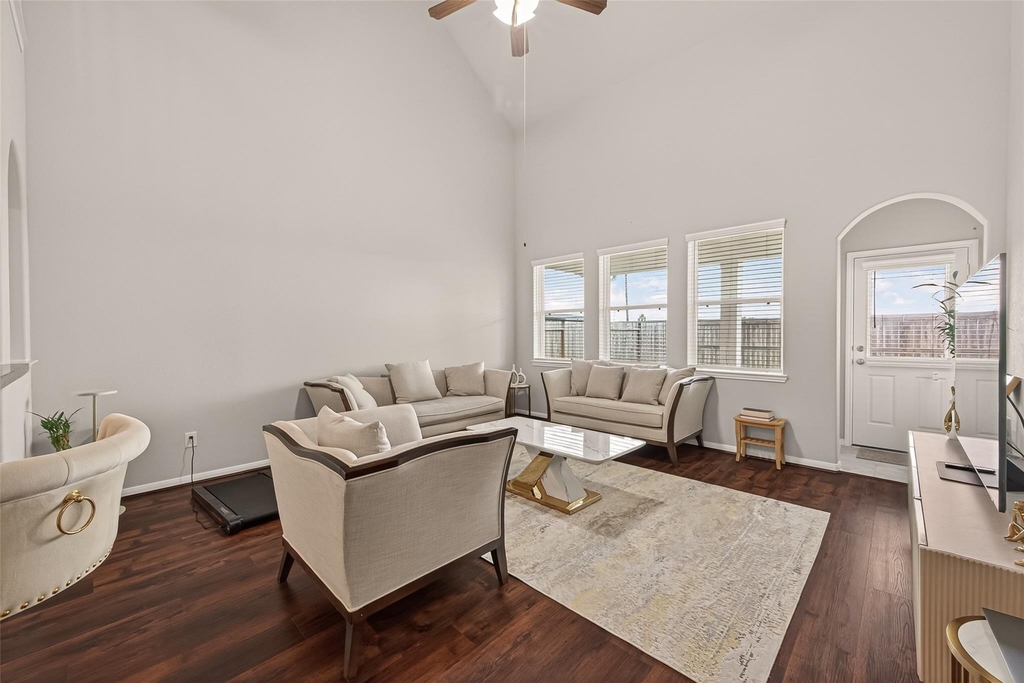 13730 Andover Park Drive - Photo 9