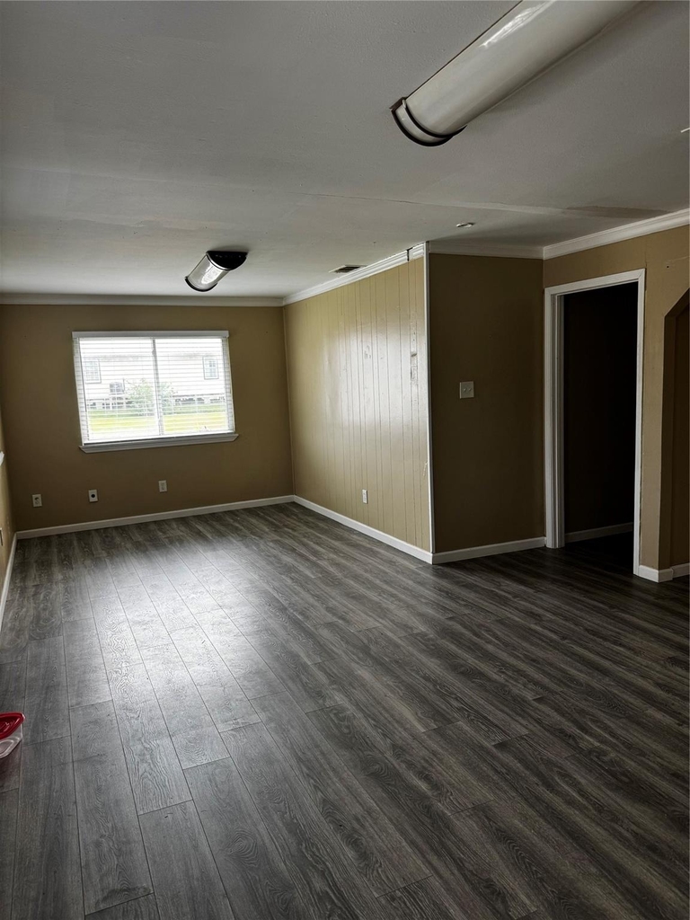 4515 7th Street - Photo 6