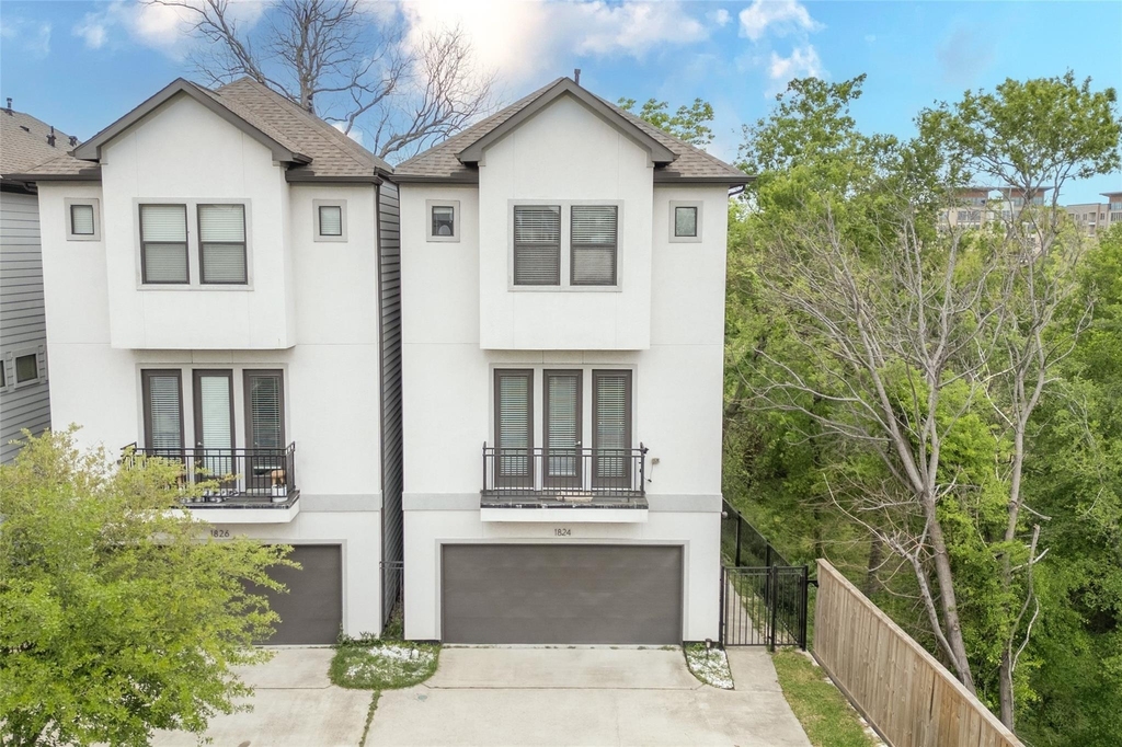 1824 Bonner Street - Photo 0