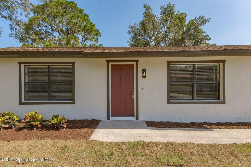 861 Furth Road Nw - Photo 1